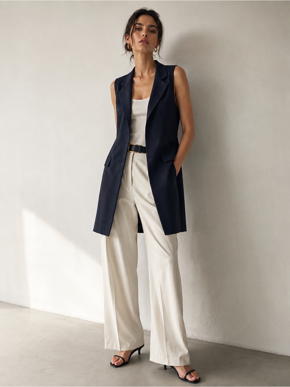 Longline sleeveless blazer vest, size
6